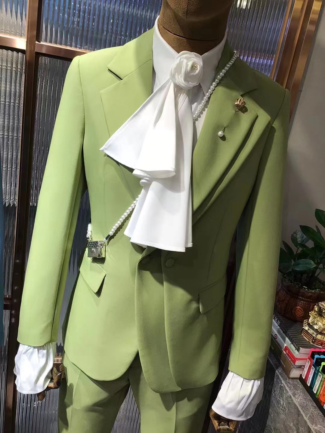 تخصيص أحدث تصميم موضة الأخضر ب - مراجعة Mens Fashion Trajes وسعره